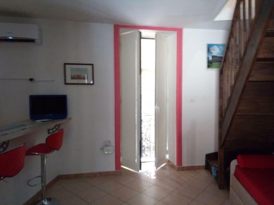 דירות נאפולי Casa Vacanza Le Moko' מראה חיצוני תמונה